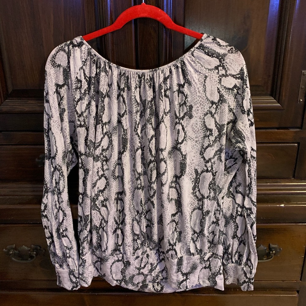 Snake print comfy long sleeve shirt